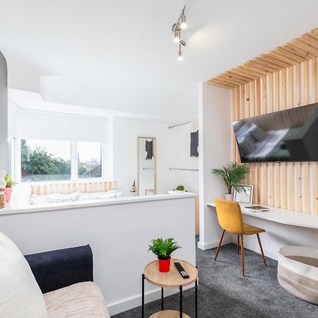 Stylish Studio Apt In Leeds Лидс Экстерьер фото